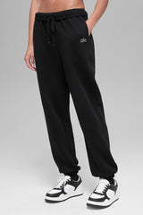 Accolade Sweatpant - Black
