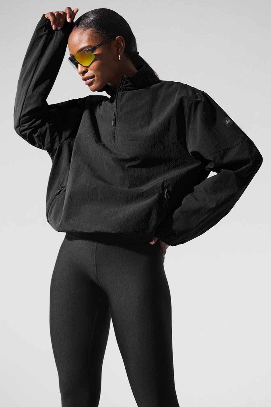 Light Weight Takeaway Track Pullover - Black
