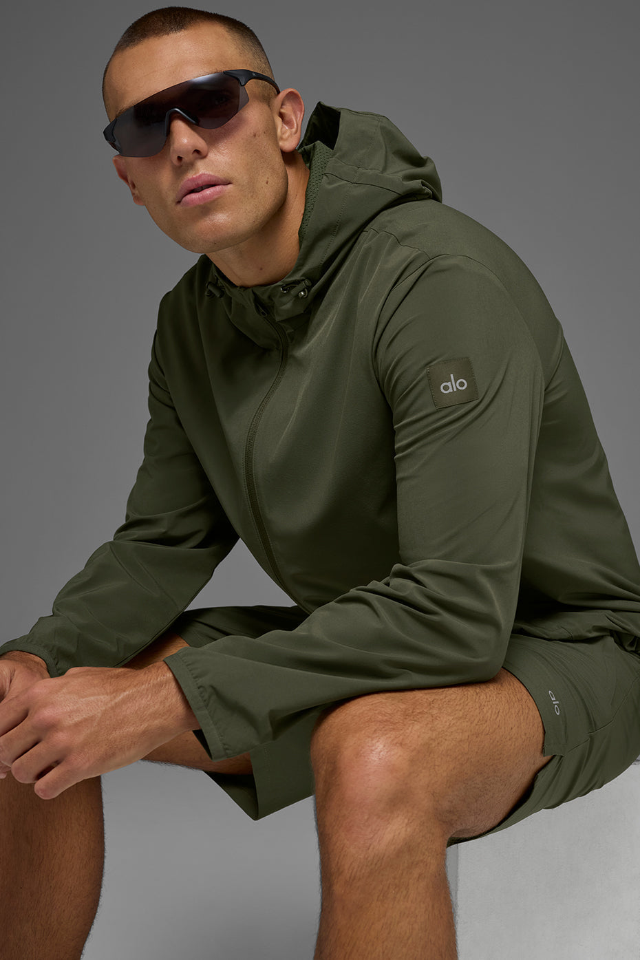 Performance On-The-Go Jacket - Green Olive