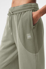 Make Waves Sweatpant - Limestone Tonal