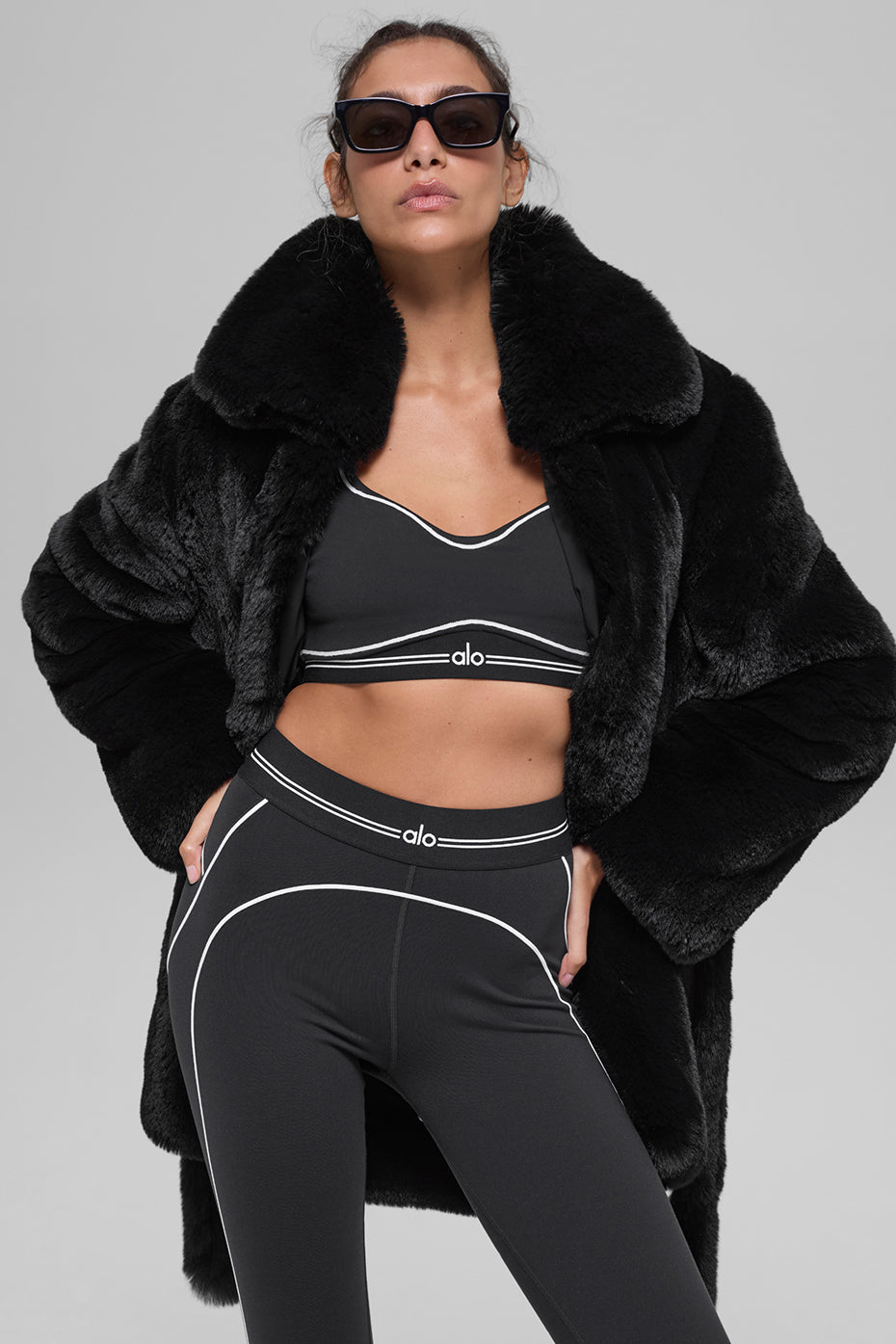 Faux Fur Starstruck Coat - Black